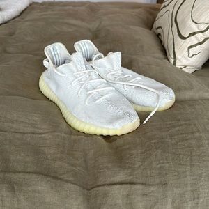 Men’s Yeezy boost 350 in white